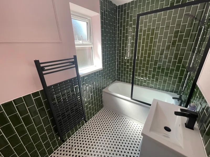 Prime 2 Bed Student House in City Centre // Jul 2026 - Thumbnail 2